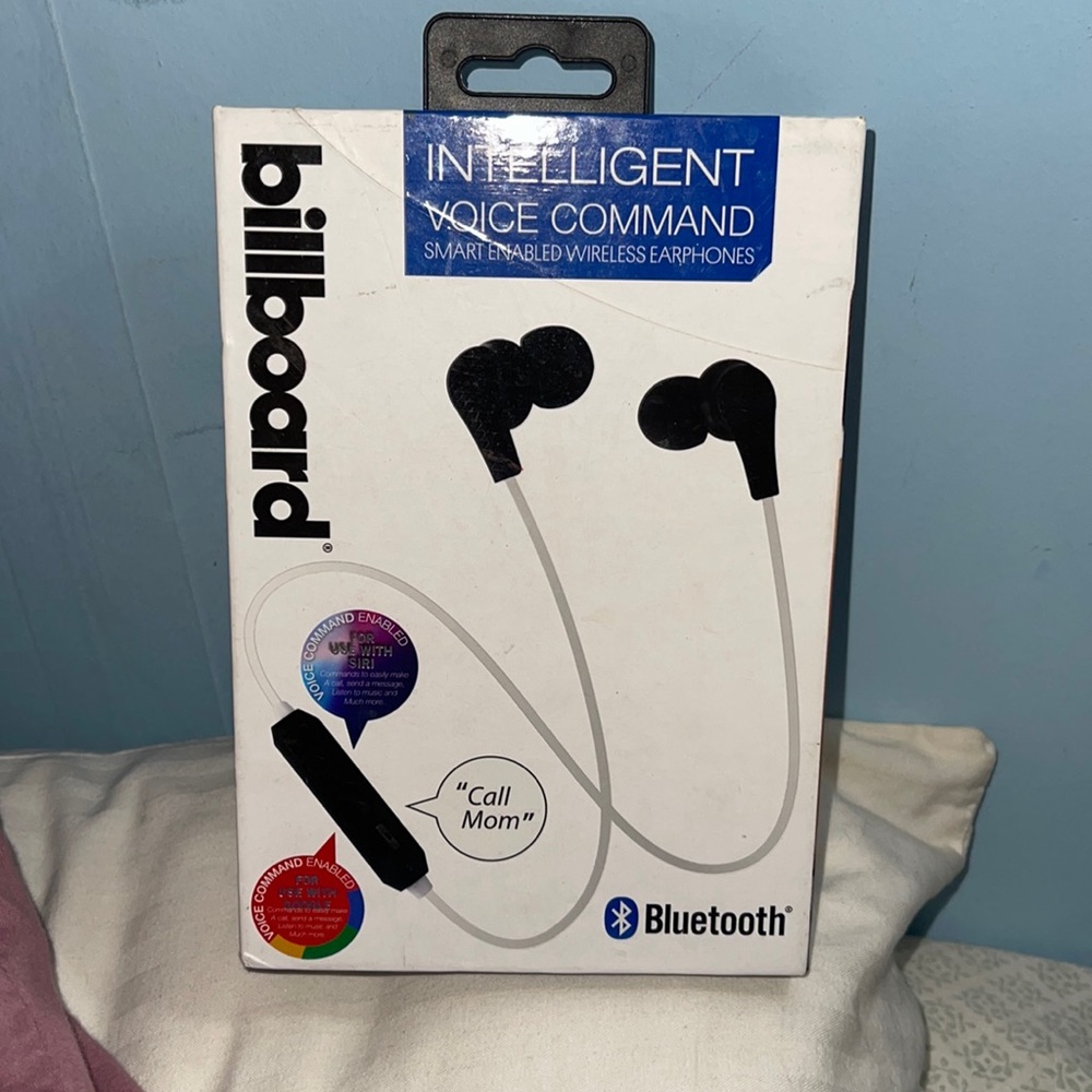 Billboard Intelligent Voice Command Wireless Earphones NIB